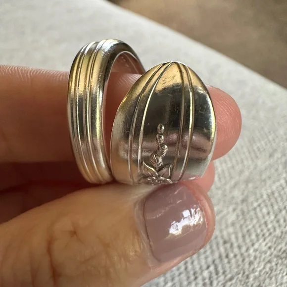 Silverware Floral Ring - Picture 6 of 15